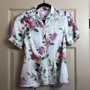 Kut From The Kluth Gemma Ruffle Button Down Blouse